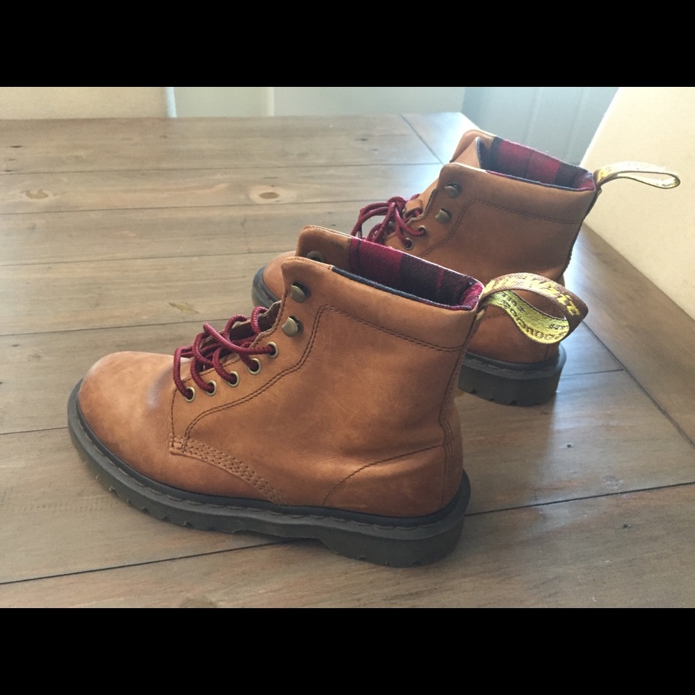 Size 8 dr martens